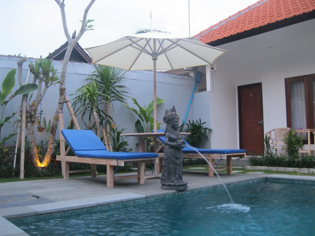 Temuku Guest House Canggu Extérieur photo